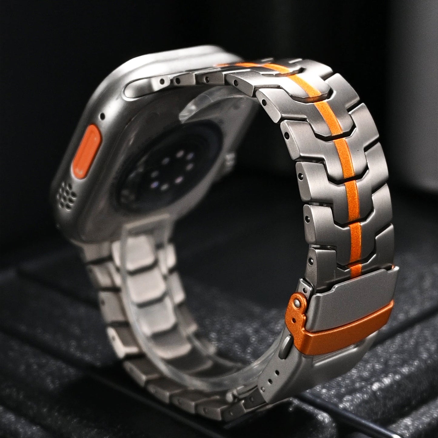 Bracelet Apple Watch gris titane à maillons industriels