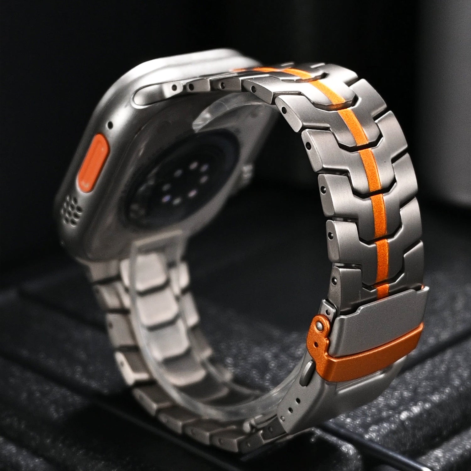 Bracelet Apple Watch gris titane à maillons industriels