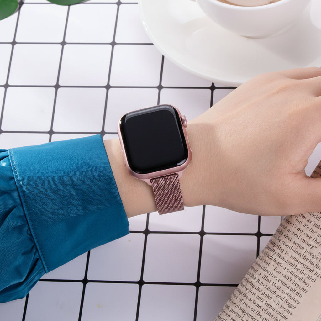 Bracelet Apple Watch maille milanaise slim femme — La Milanaise Délicate