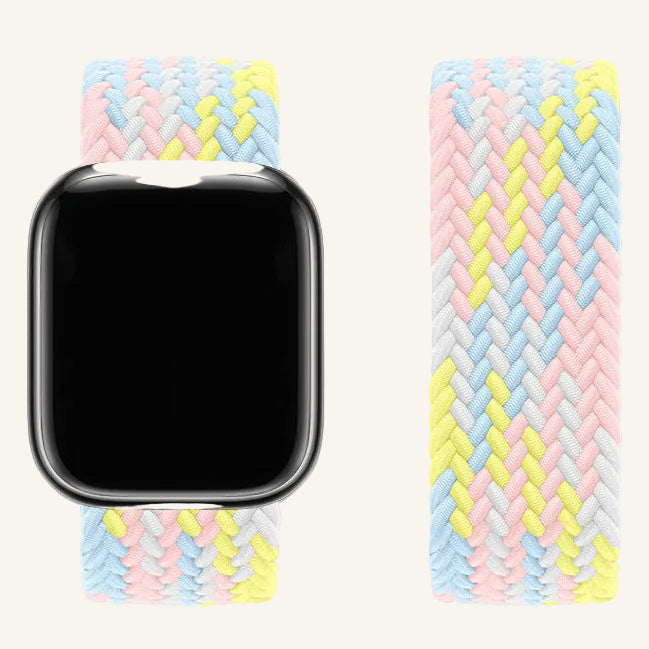 Bracelet Apple Watch nylon élastique boucle continue porté au poignet