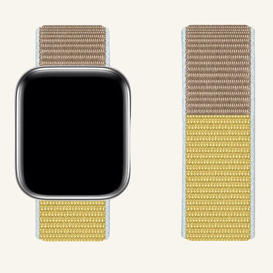 Bracelet Apple Watch nylon velcro porté au poignet