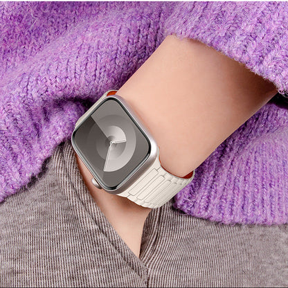 Motif I en relief du bracelet Apple Watch silicone magnétique