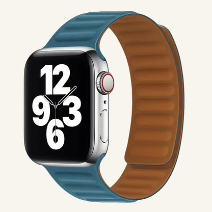 Bracelet Apple Watch silicone magnétique porté au poignet