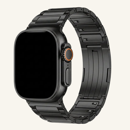 Bracelet Apple Watch titane argent à maillons — vue détaillée