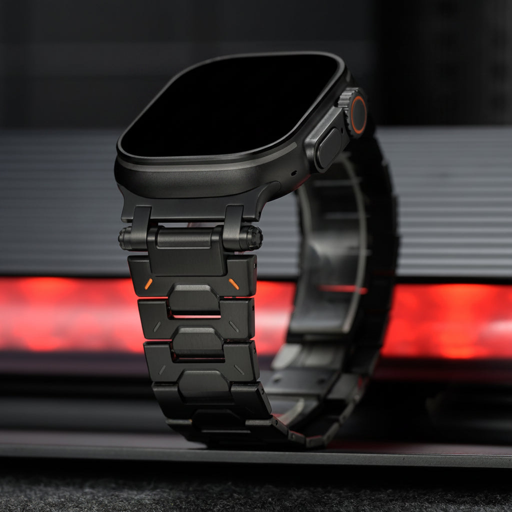 Gros plan sur les maillons titane du bracelet Apple Watch DLC